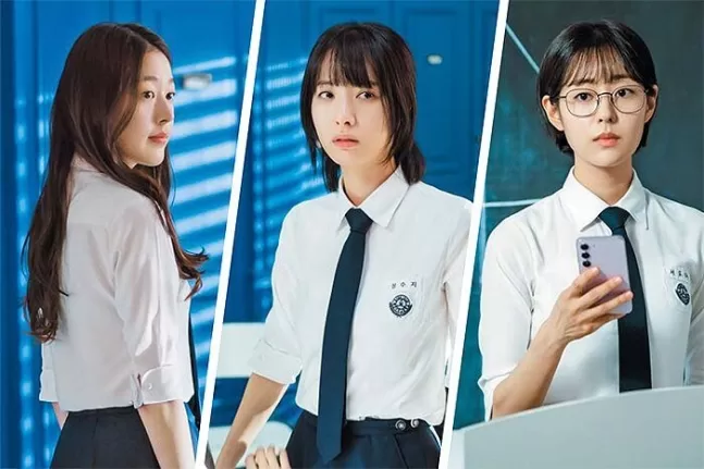 Pyramid Game Characters. Baek Ha-rin (Jang Da-ah), the leader of school violence, Seong Su-ji (Kim Ji-yeon), the new student who confronts her, and Seo Do-ah (Shin Seul-gi), the helpful class president