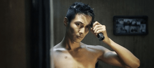 Still shot from the movie "The Man from Nowhere" In the movie "The Man from Nowhere," the scene where 'Ajusshi' Won Bin shaves his own head before rescuing the kidnapped neighborhood girl. The term 'Ajusshi (아저씨)' once sounded romantic, but nowadays, it is considered a pejorative and is being phased out.